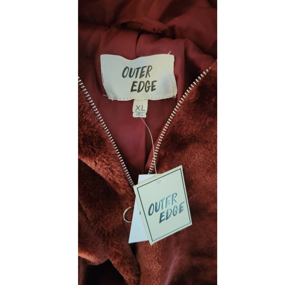 Juniors Faux-Fur Jacket - Super Soft & Comfy - NWT - Picture 2 of 6